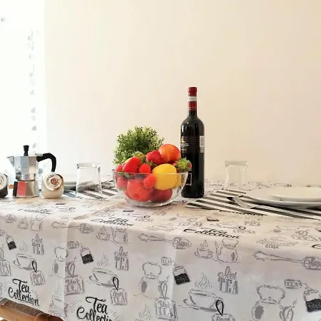 458 Giardini Apartment