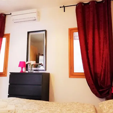 458 Giardini Apartment