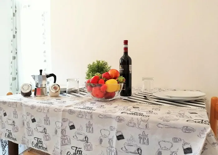 458 Giardini Apartment